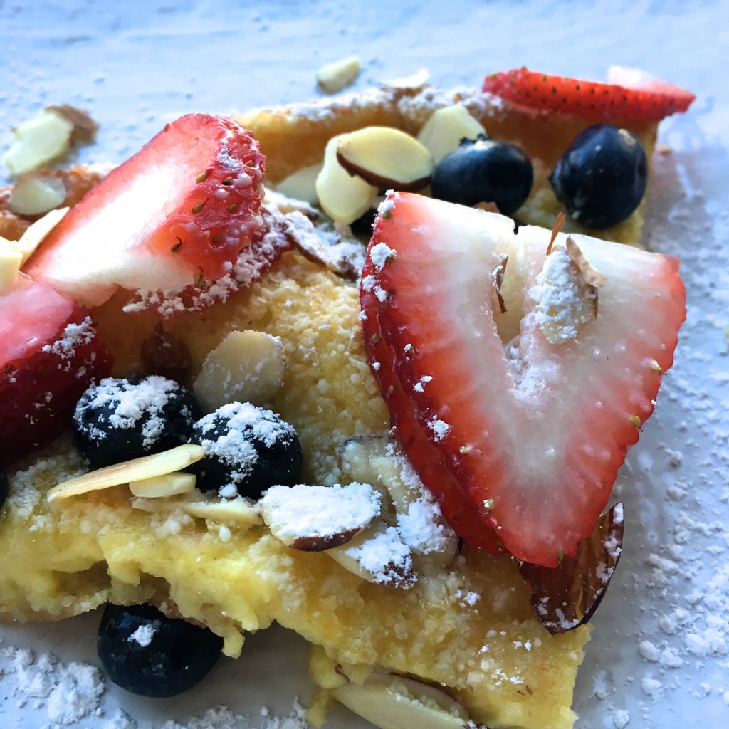 Low FODMAP German Pancake with Berries For A Digestive Peace of Mind