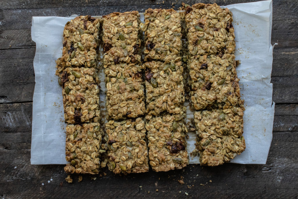 Low FODMAP Oat + Cranberry Breakfast Bars For A Digestive Peace of